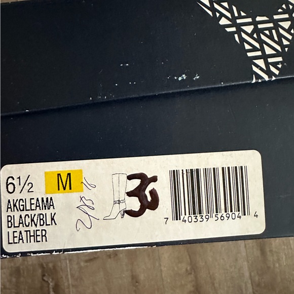 Anne Klein boots - Picture 3 of 10